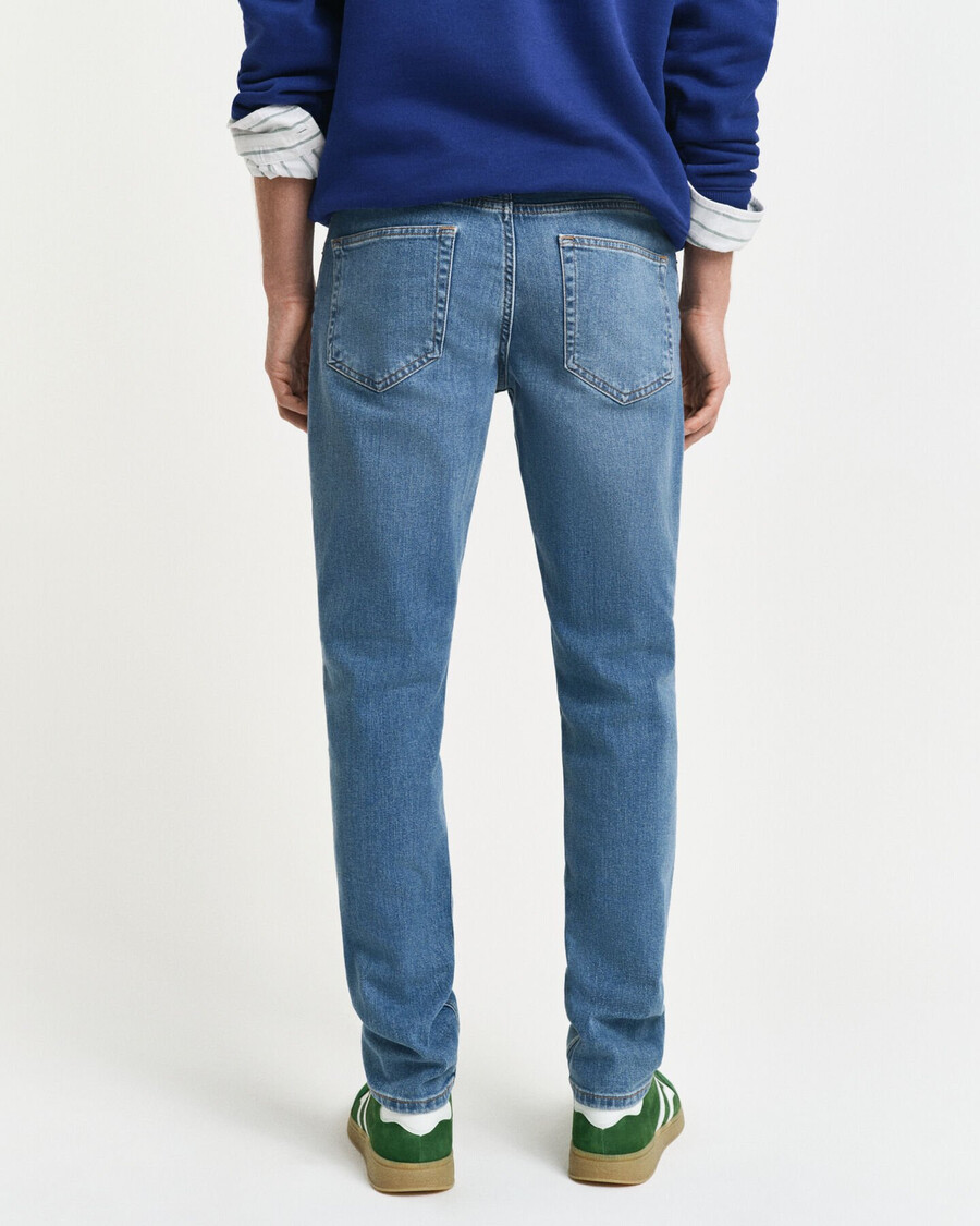 slim fit jeans - middenblauw gedragen