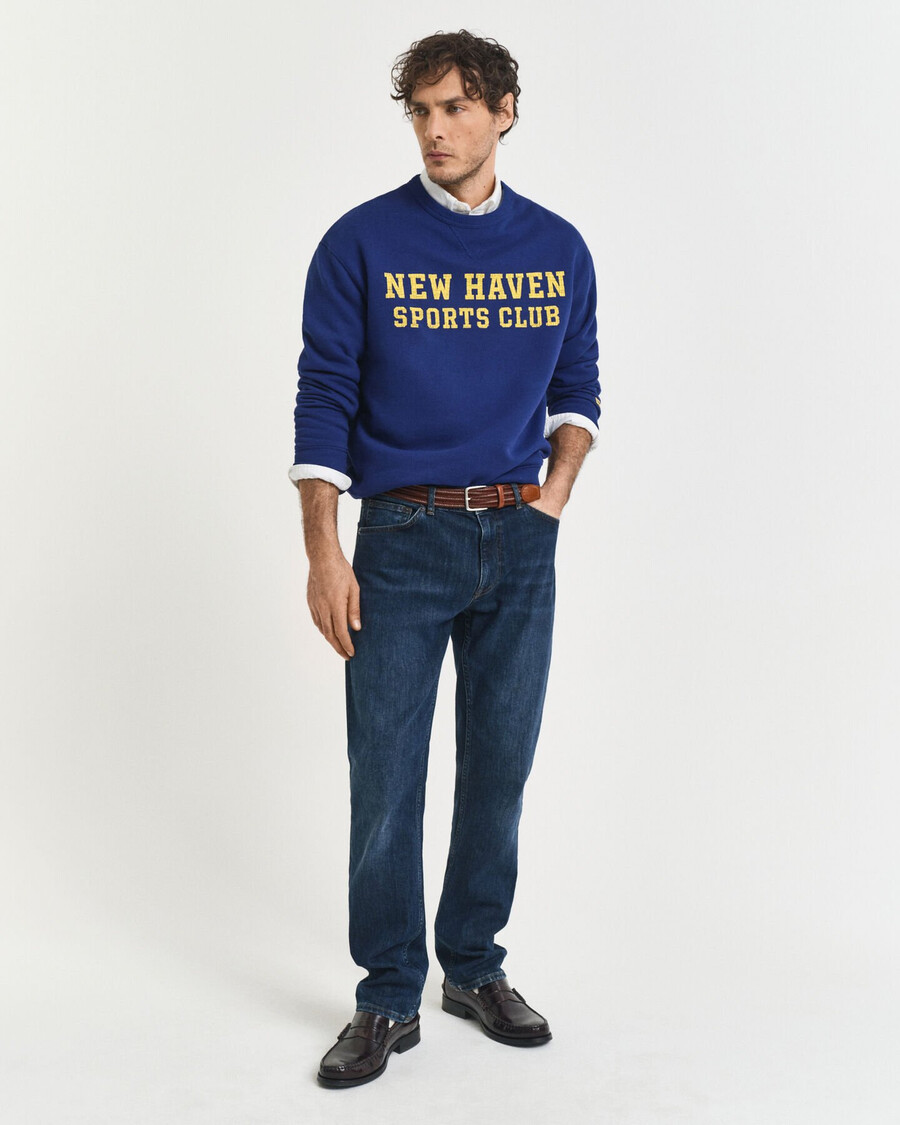 normale pasvorm jeans - donkerblauw gedragen