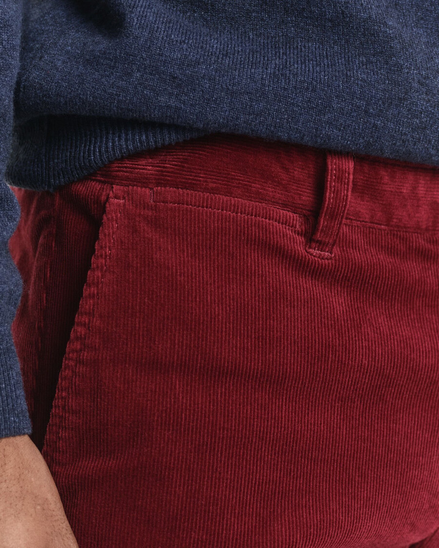 slim fit corduroy chinos - vol rood