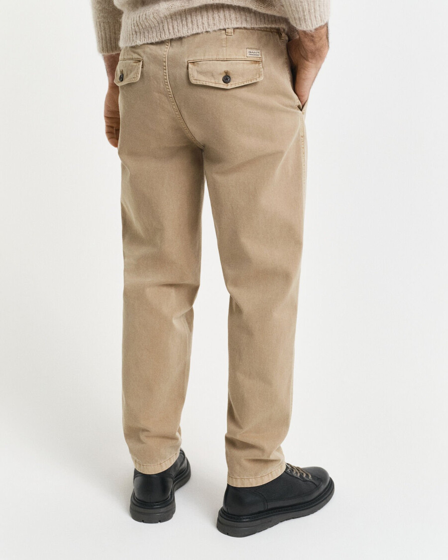 regular fit tapered surplus chinos - licht taupe