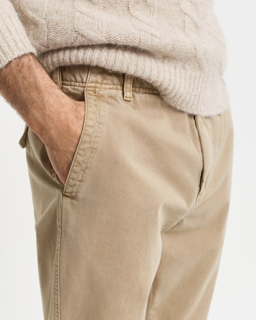 regular fit tapered surplus chinos - licht taupe