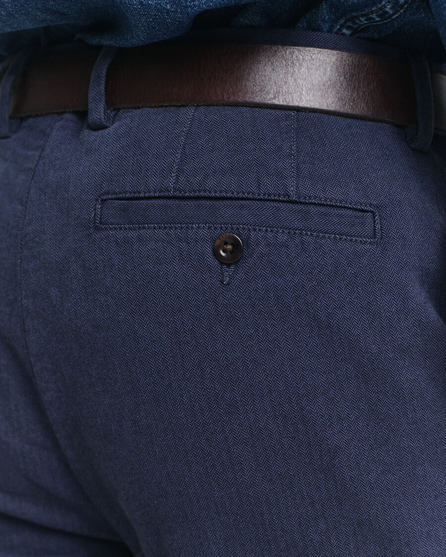 slim fit katoenen broek met visgraatpatroon - avondblauw