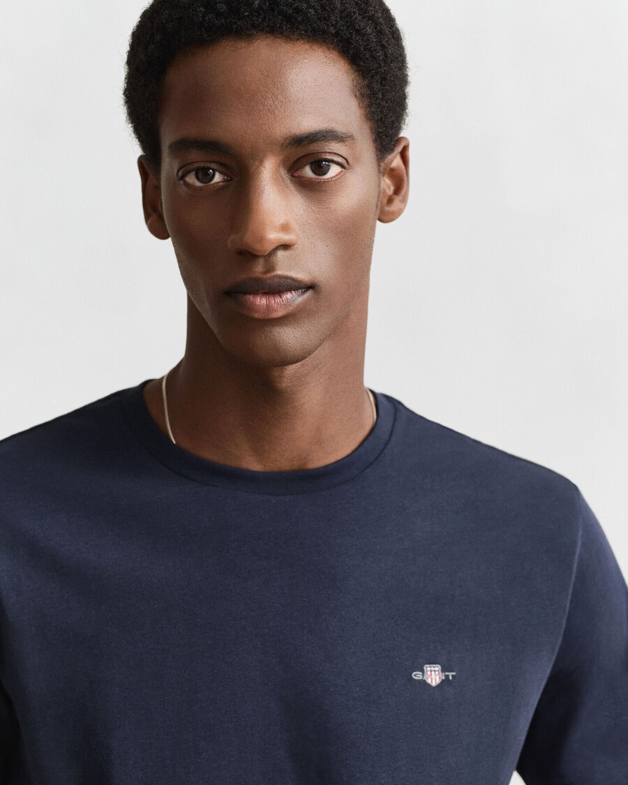 regular fit shield t-shirt - avondblauw