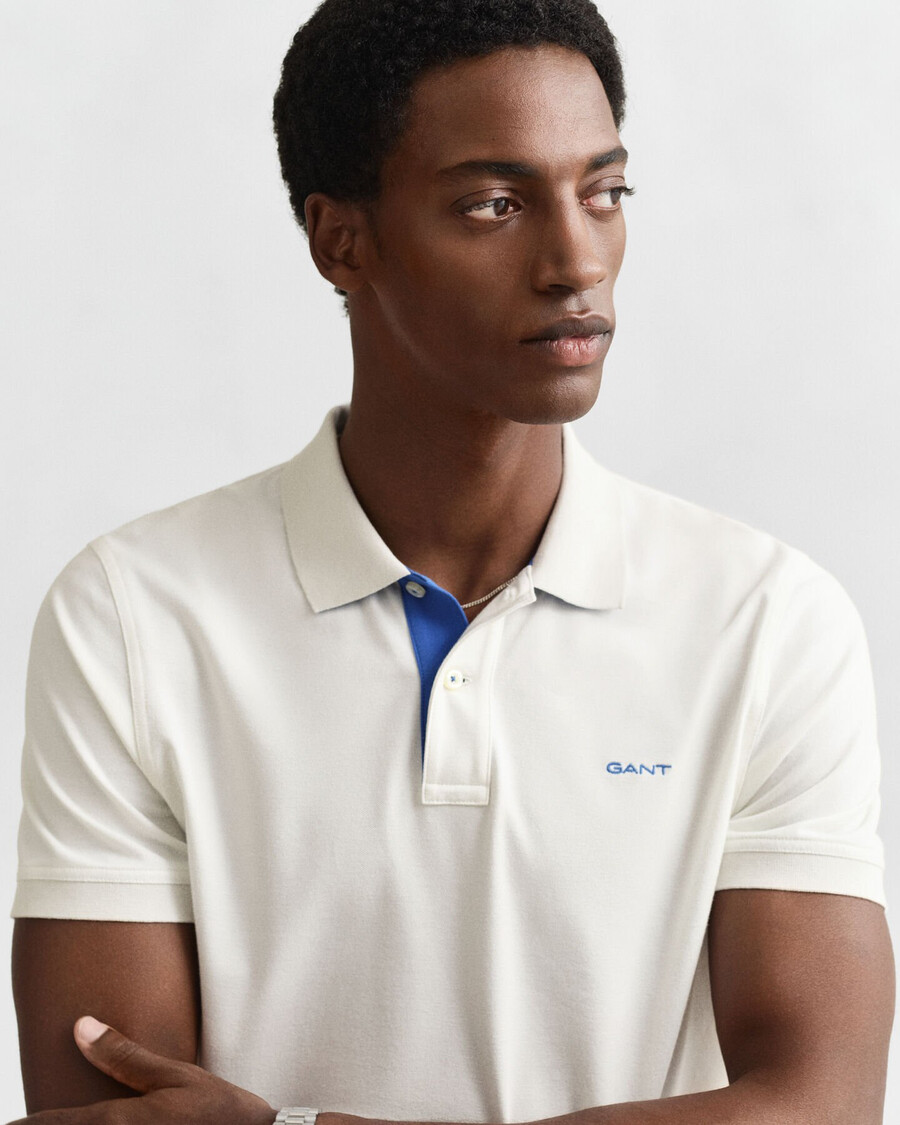contrasterend piquépoloshirt - eierschaal