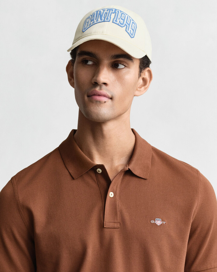 polo shirt met normale pasvorm en piqué-afwerking - mahoniebruin