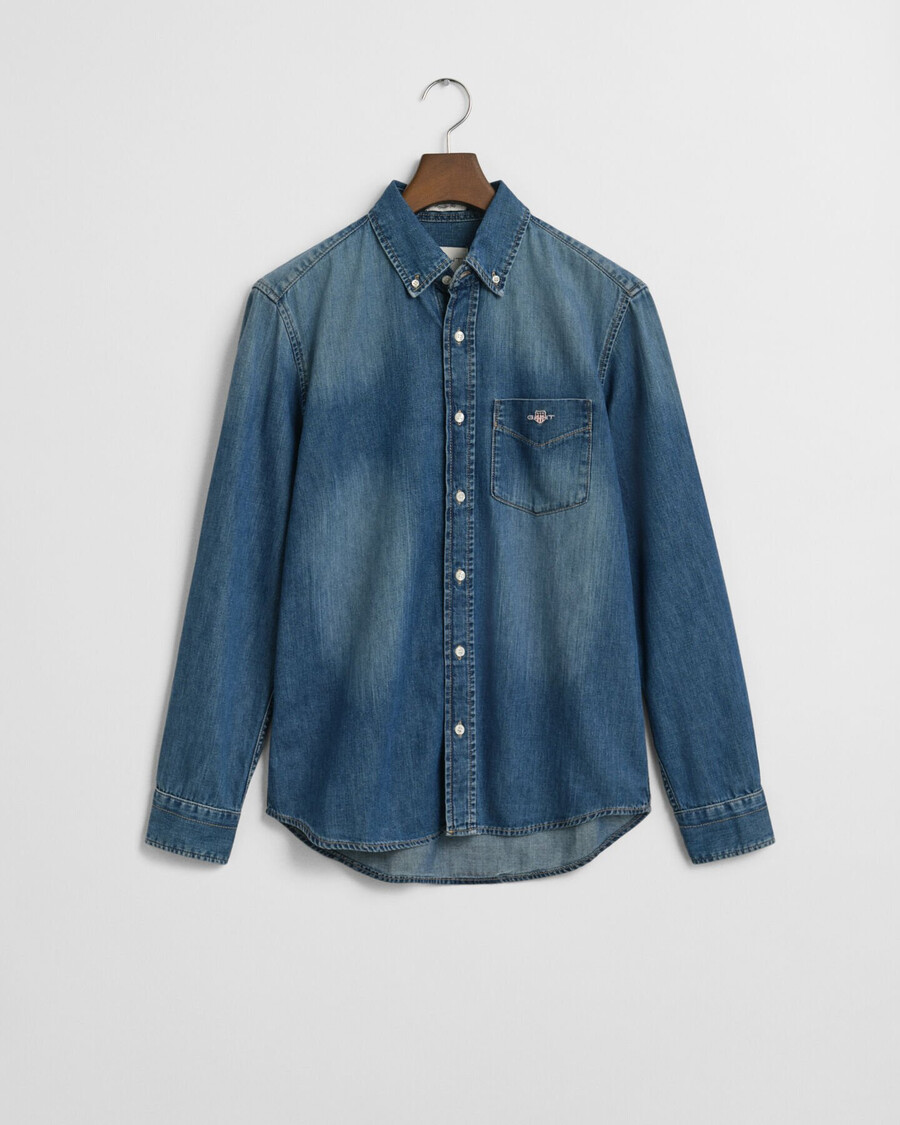 normale pasvorm denim overhemd - middenblauw gedragen