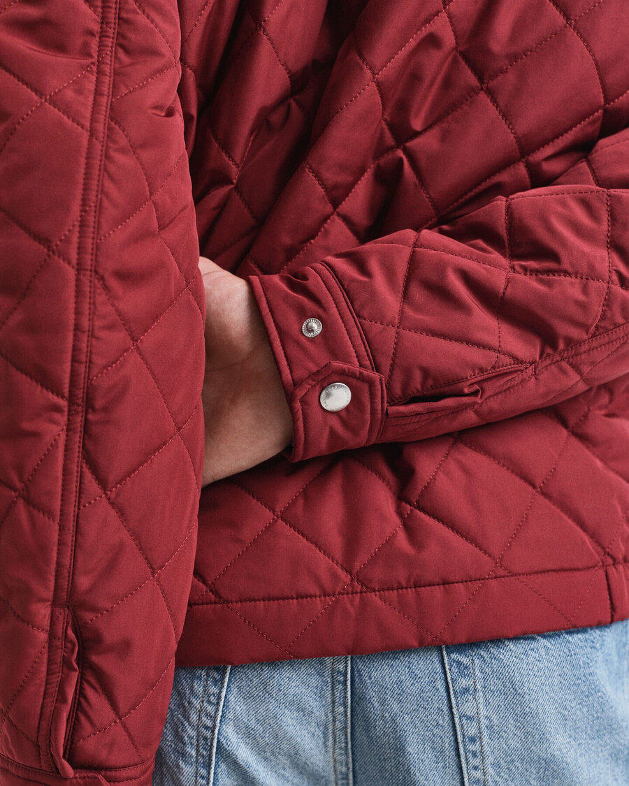 gewatteerde windjack - vol en rood