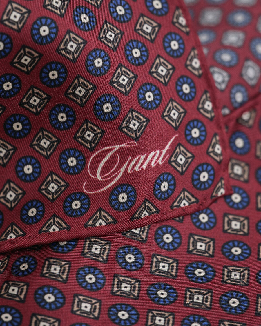 pochet met foulardprint - vol en rood