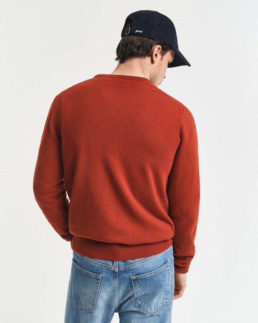 superfijne lamswollen trui met ronde hals - modern roestbruin