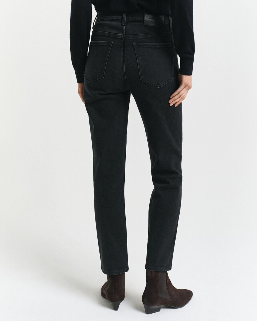 nauwsluitende cropped zwarte jeans - zwart met een gedragen look