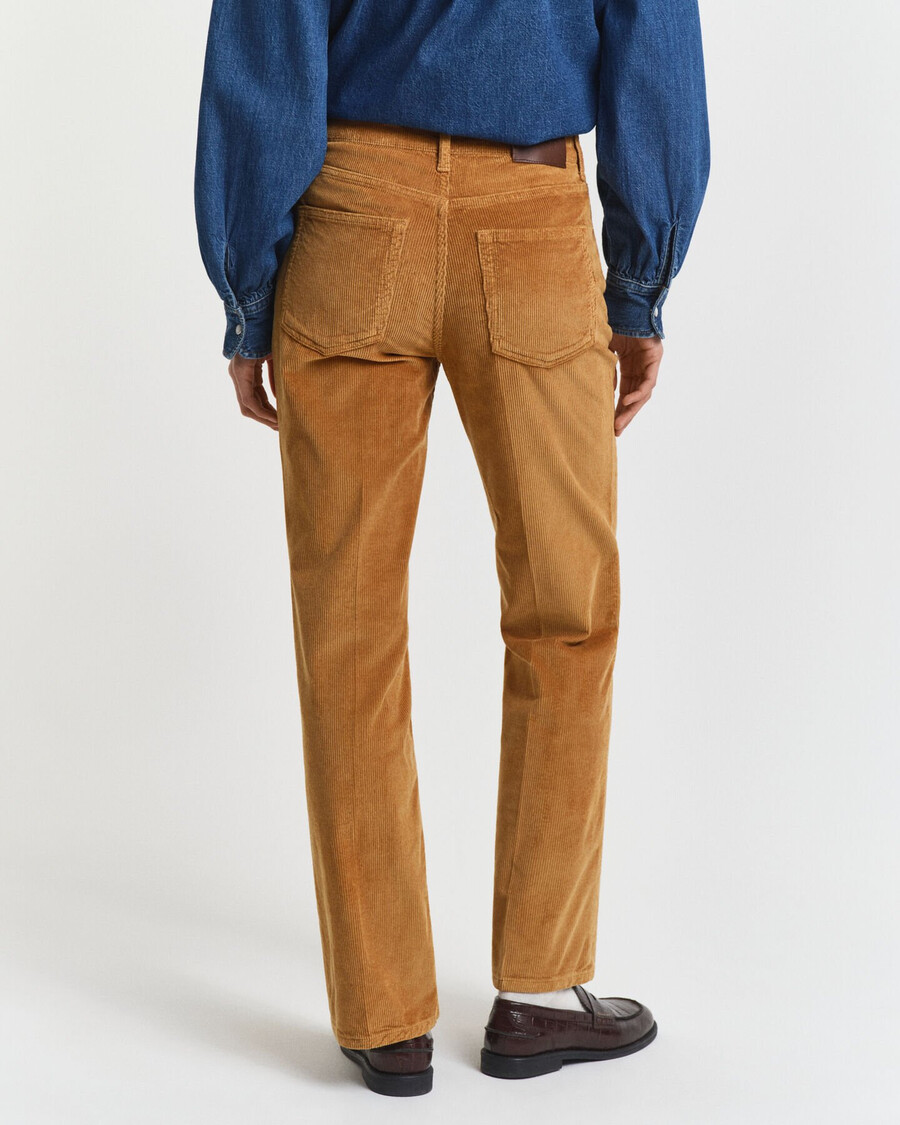 uitlopende corduroy jeans - whiskeybruin