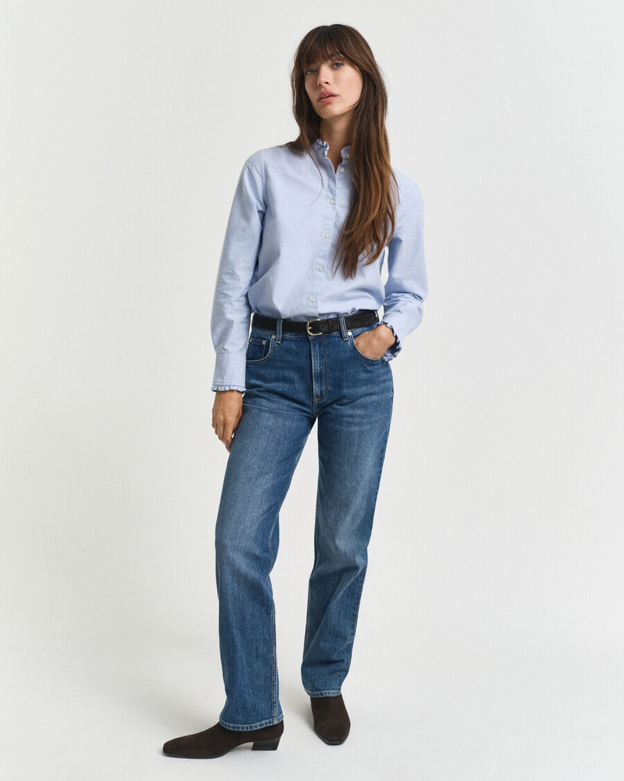 rechte stretchjeans - middenblauw ingedragen