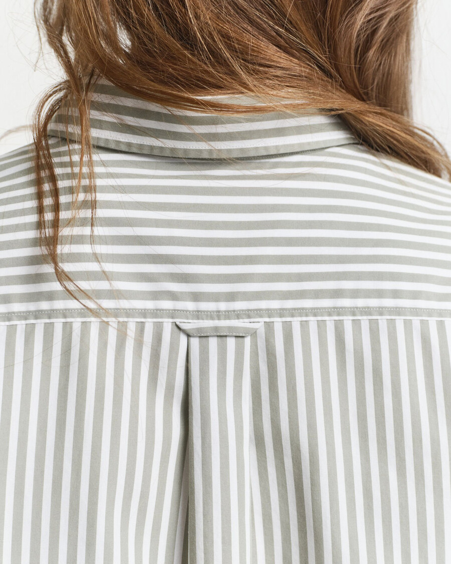 regular fit klassiek gestreept poplin overhemd - vervaagd saliegroen