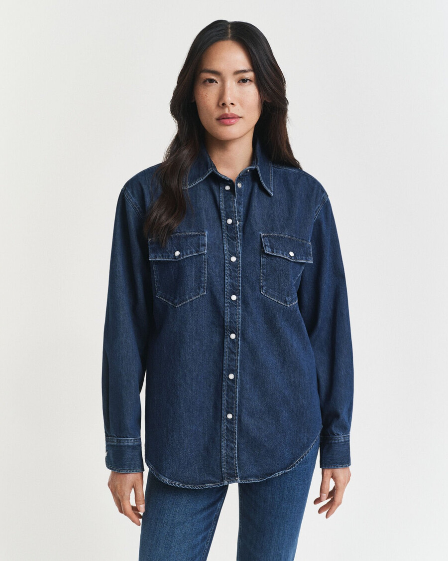 relaxed fit denim overhemd met zakken - donkerblauw gedragen look