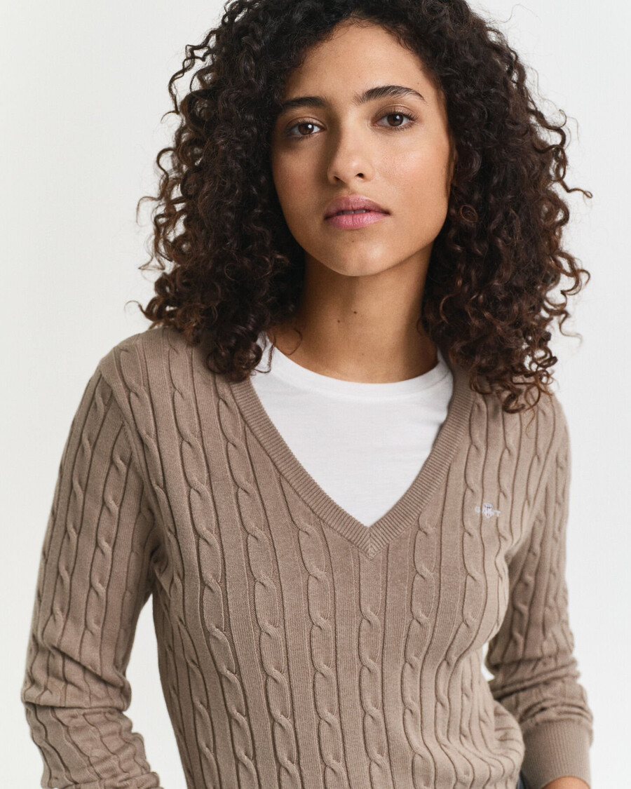 stretch katoenen kabelgebreide v-hals trui - taupe beige