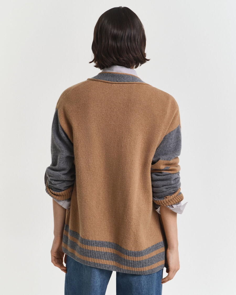 varsity v-halsvest - whiskeybruin